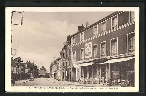 AK Forges-les-Eaux, Rue de la Rèpublique et Hôtel du Mouton