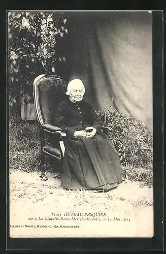 AK Veuve Huteau-Pasquier..., 100 jährige Witwe