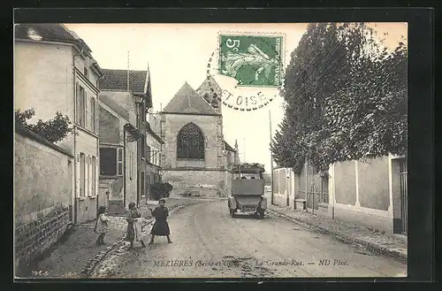 AK Mézières, La Grande-Rue, Strassenpartie