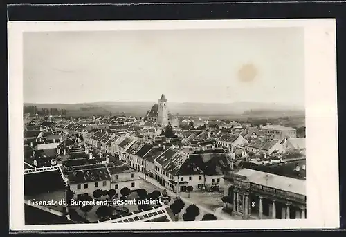 AK Eisenstadt, Gesamtansicht mit Kirche und Strassenpartie