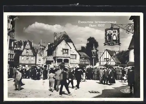 AK Paris, Exposition internationale 1937, la vieille France Place Centrale