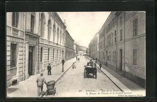 AK Épinal, Rue de la Préfecture, Strassenpartie