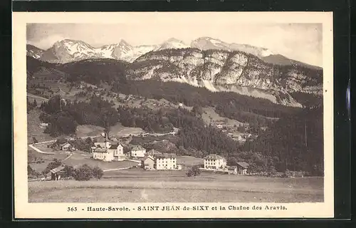 AK Saint-Jean-de-Sixt, Vue générale et la Chaîne des Aravis