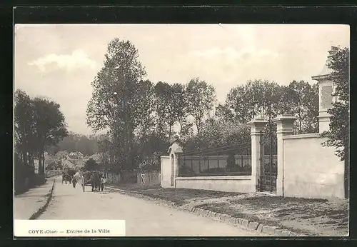 AK Coye, Entrée de la Ville