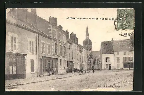 AK Artenay, La Place, Vue sur l`Eglise