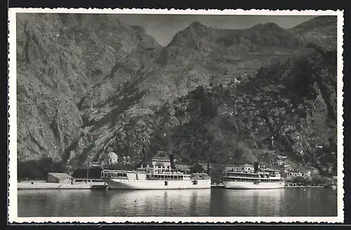 AK Kotor, Hafen, Alte Festung von Kotor