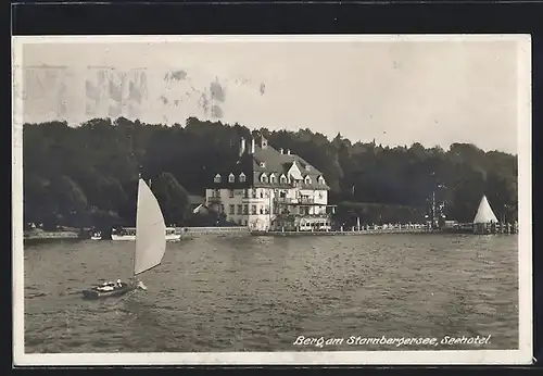 AK Berg am Starnbergersee, Segelboote vor dem Seehotel