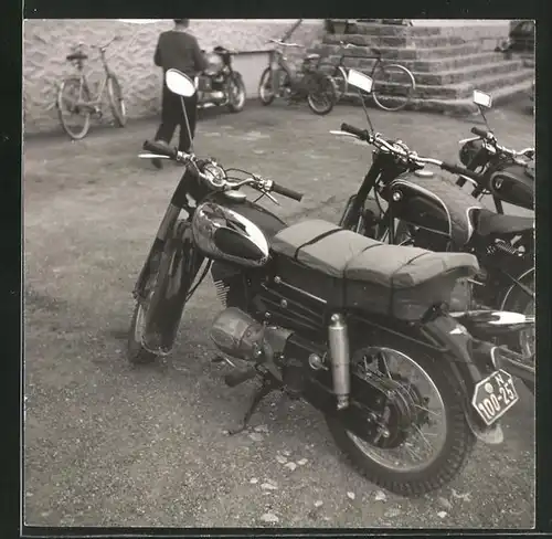 Fotografie Motorrad Zündapp, nebst Krad von BMW & DKW