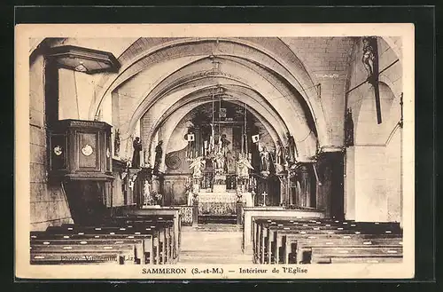 AK Sammeron, Intérieur de l`Eglise