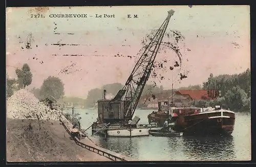 AK Courbevoie, Le Port