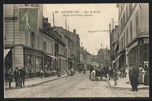 AK Courbevoie, Rue de Bezons Angle de la Place Charras