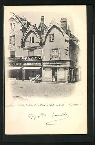 AK Auxerre, Vieilles Maisons de la Place d l`Hôtel de Ville