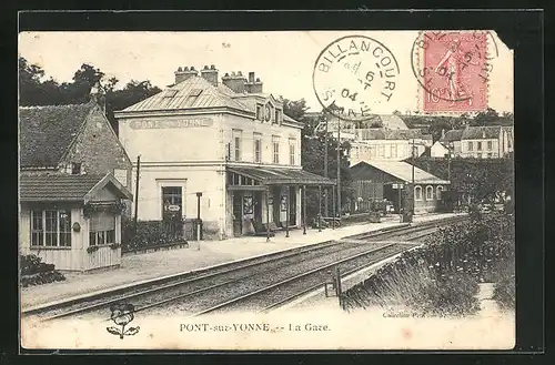 AK Pont-sur-Yonne, La Gare