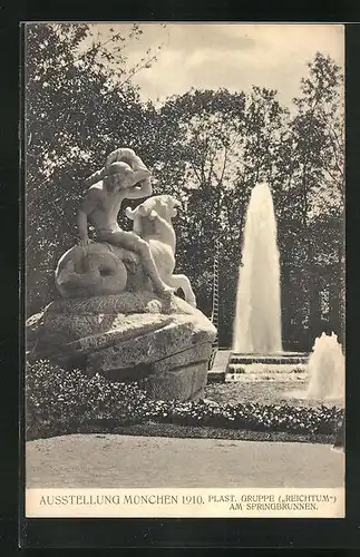 AK München, Ausstellungspark, Plast. Gruppe Reichtum am Springbrunnen