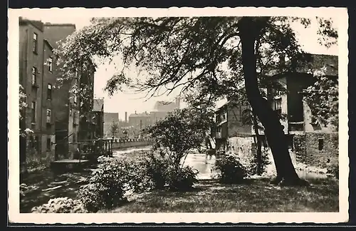 AK Erfurt, Blick von der Rathausbrücke zur Barfüsserkirche