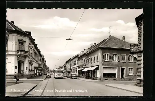 AK Kehl am Rhein, Landesgrenze Deutschland-Frankreich, Strassenpartie mit Gasthof Schwert