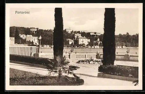 AK Portorose / Portoroz, Blick zum Ort