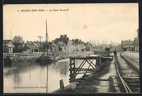 AK Isigny-sur-Mer, Le Quai Surcouf