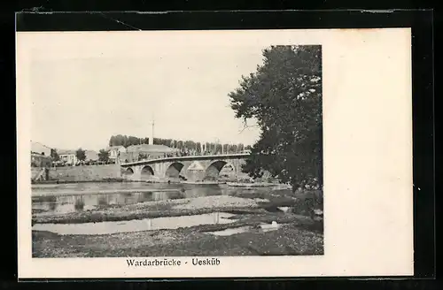 AK Uesküb, am Ufer nahe der Wardarbrücke