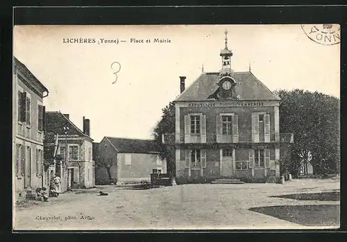 AK Lichéres, Place et Mairie