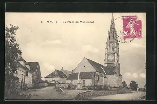 AK Magny, La Place du Monument