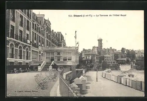 AK Dinard, La Terrasse de l`Hotel Royal