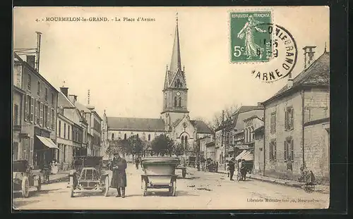 AK Mourmelon-le-Grand, La Place d`Armes