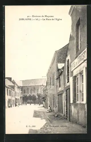 AK Jublains, La Place de l`Eglise