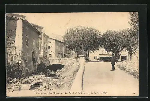 AK Ampuls, Le Pont et la Place