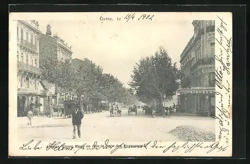 AK Cette, Avenue Victor Hugo en face la gare des Voyageurs