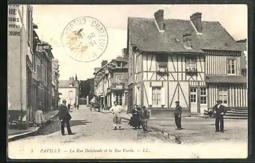 AK Pavilly, La Rue Delalande et la Rue Varin