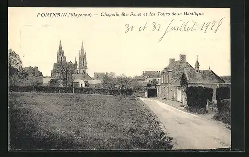 AK Pontmain, Chapelle Ste-Anne et les Tours de la Basilique