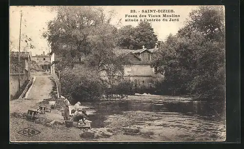 AK Saint-Dizier, Fosse des Vieux Moulins située à l`entrée du Jard