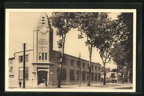 AK Melun /s.-et-M., Postamt von der Strasse aus