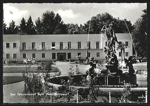 AK Bad Tatzmannsdorf im Bgld., Brunnen am Hotel Batthyany