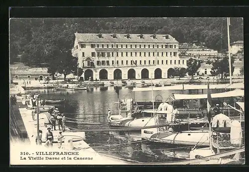 AK Villefranche, la Vieille Darse et la Caserne