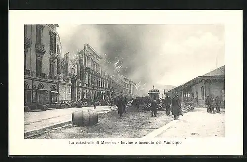 AK Messina, Ruine brennt nach dem Erdbeben 1908