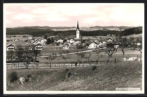 AK Amerang, Gesamtansicht mit Strasse und Bahnstrecke aus der Vogelschau