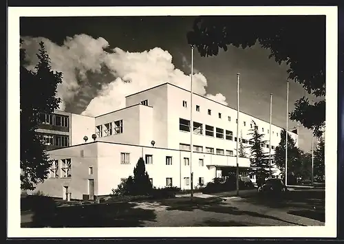 AK Bonn, Bundeshaus, Strassenansicht