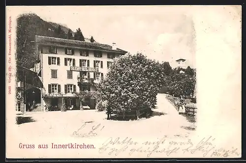 AK Innertkirchen, Hotel Hof mit Vorplatz, Strasse und Turm