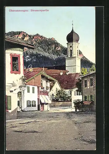 AK Oberammergau, Strassenpartie mit Gasthaus