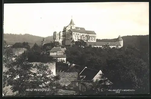 AK Pernstejn, Hrad Pernstejn, Blick nach Burg