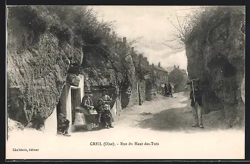 AK Creil, Rue du Haut des-Tuts, Strassenpartie mit Höhlenwohnungen