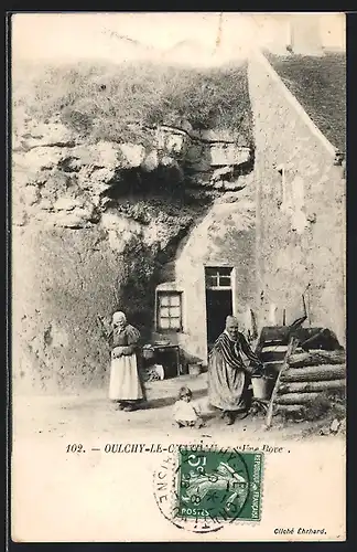 AK Oulchy-le-Château, Une Rove, Höhlenwohnung