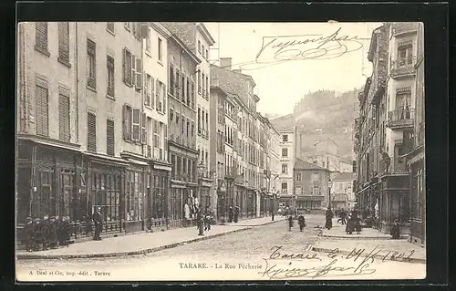 AK Tarare, La Rue Pècherie, Strassenpartie