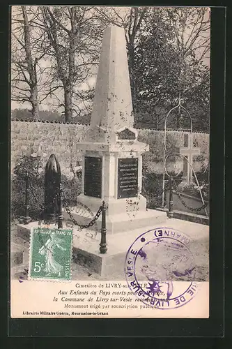 AK Livry-sur-Vesle, Monument érigé par souscription Publique