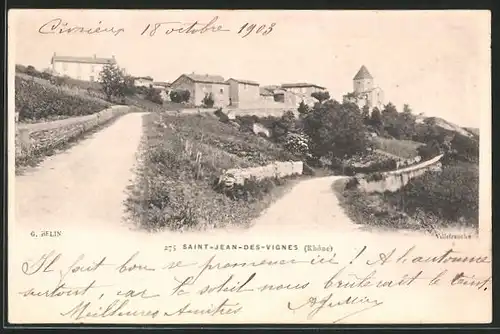 AK Saint-Jean des Vignes, Strassenpartie mit Blick zur Kirche