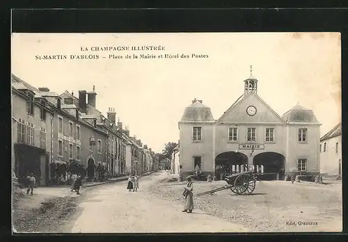 AK St-Martin d`Ablois, Place de la Mairie et Hotel des Postes