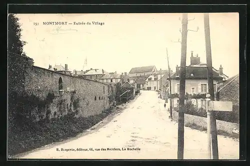 AK Montmort, Entrée du Village