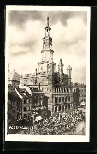 AK Posen / Poznan, Rathaus aus der Vogelschau